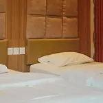 Mahestu Hotel